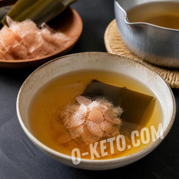 Keto recipes: Dashi with Kombu and Bonito