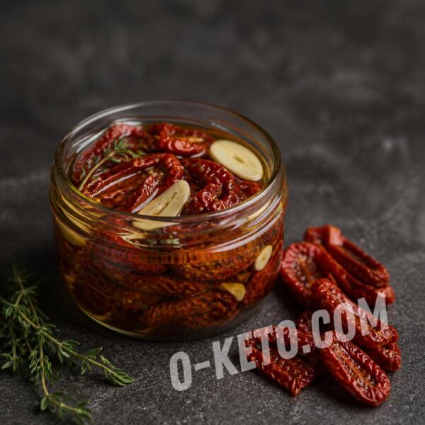 Rețete keto: Roșii uscate în ulei de măsline Rețete keto: Roșii uscate în ulei de măsline