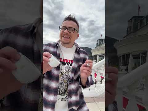 Ем сливочное масло от голода! Ем сливочное масло от голода!
